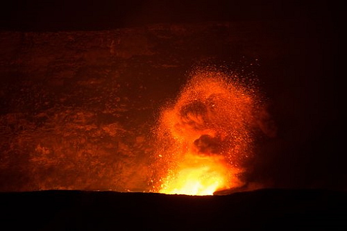 夢占い 噴火 マグマ 溶岩 噴石
